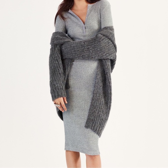 NWT ZARA Bodycon Gray Ribbed Soft Sweater Dress  Size: S - Picture 2 of 8